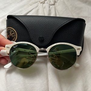 Never worn Ray-Ban